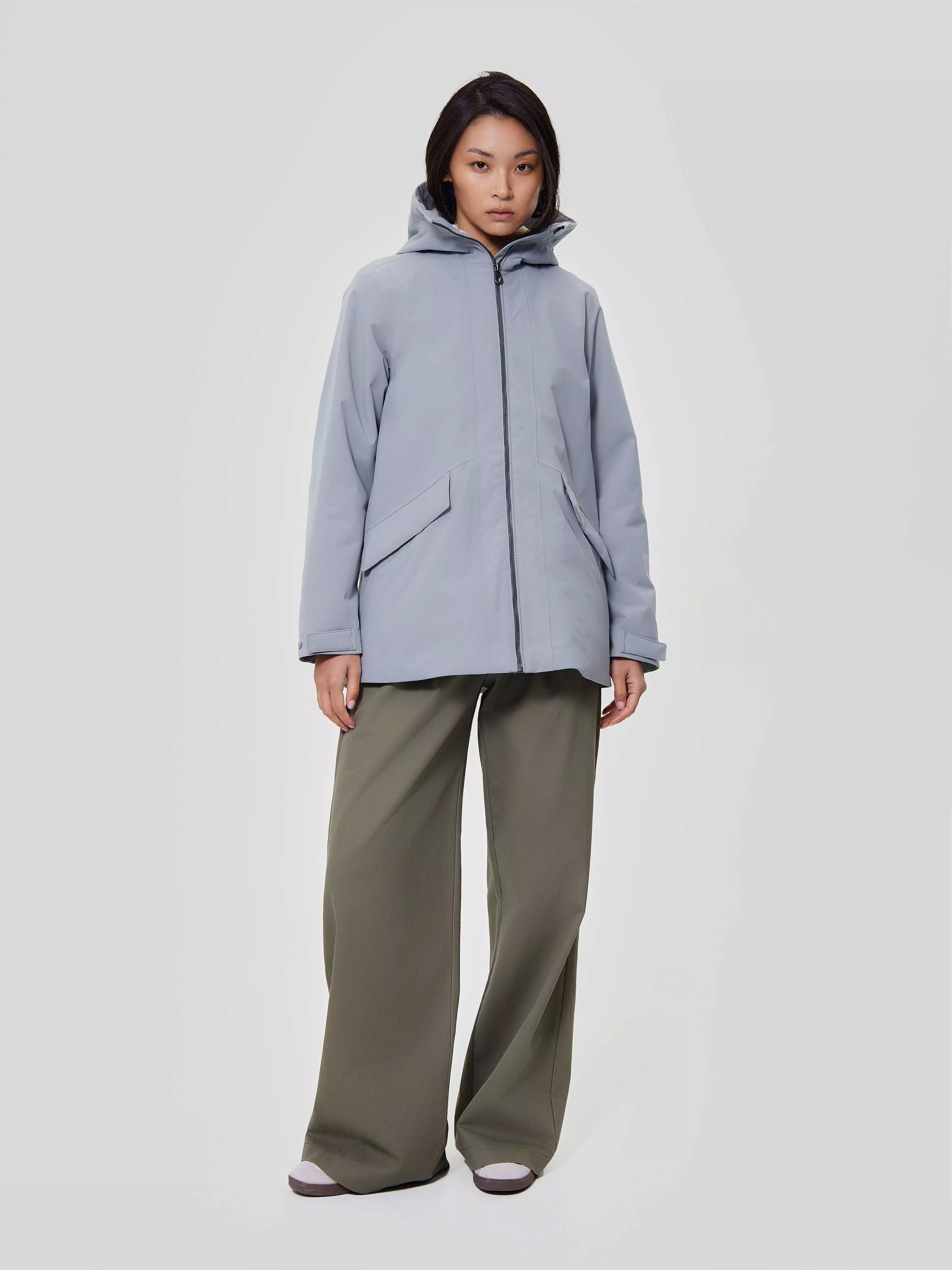 *100708 Куртка женская AKRAU