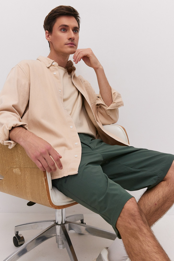 *Шорты 24-30204 муж. (52, 57 болотный/оливковый, 182, , , , )