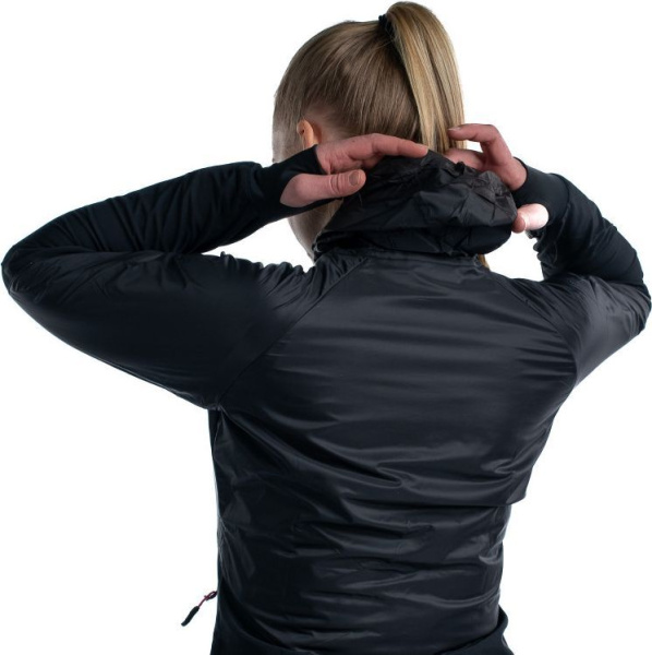 *Куртка NONAME WINDRUNNER JACKET 22 WOS 2001216-0001 ветрозащ, с капюшоном женск. (3-XS, Черный, , , , , )