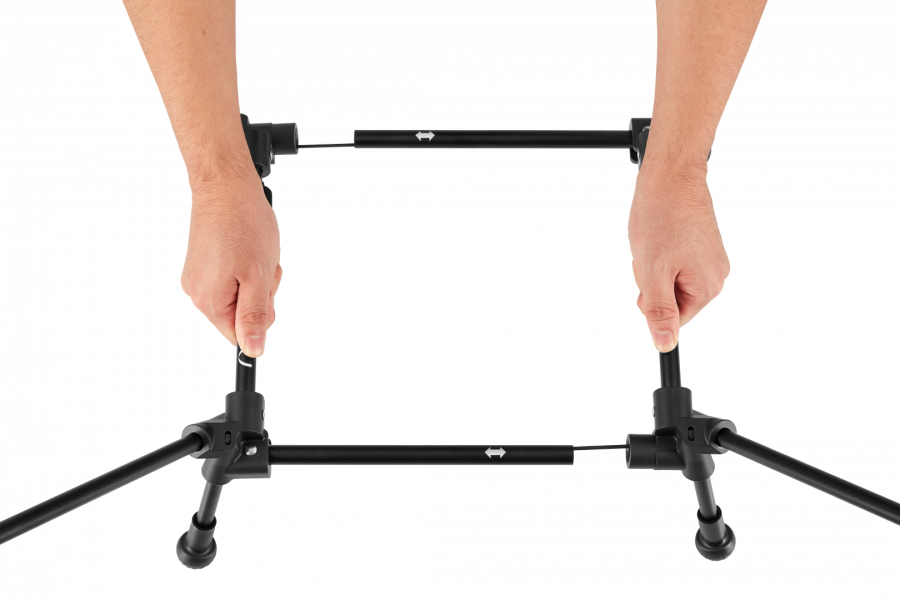 2405 ULTRALIGHT SQUARE LOW CHAIR кресло скл. (черный)