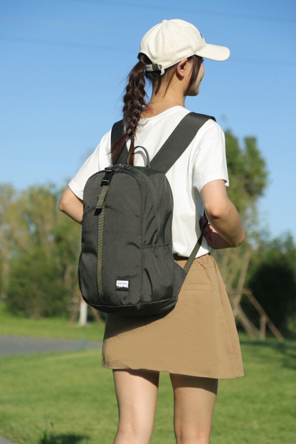 B0457 FOREST 27 Рюкзак (27 оливковый)