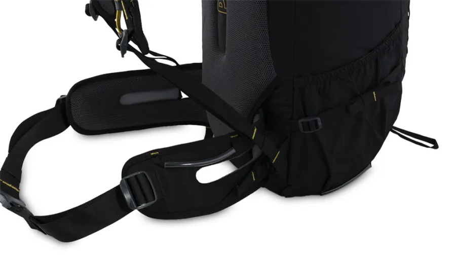 trail_42_black_hip_belt_3776_l.jpg