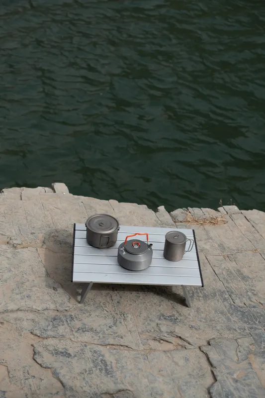 2403 MINI ALUNIUM TABLE L стол скл. алюм (серебристый)