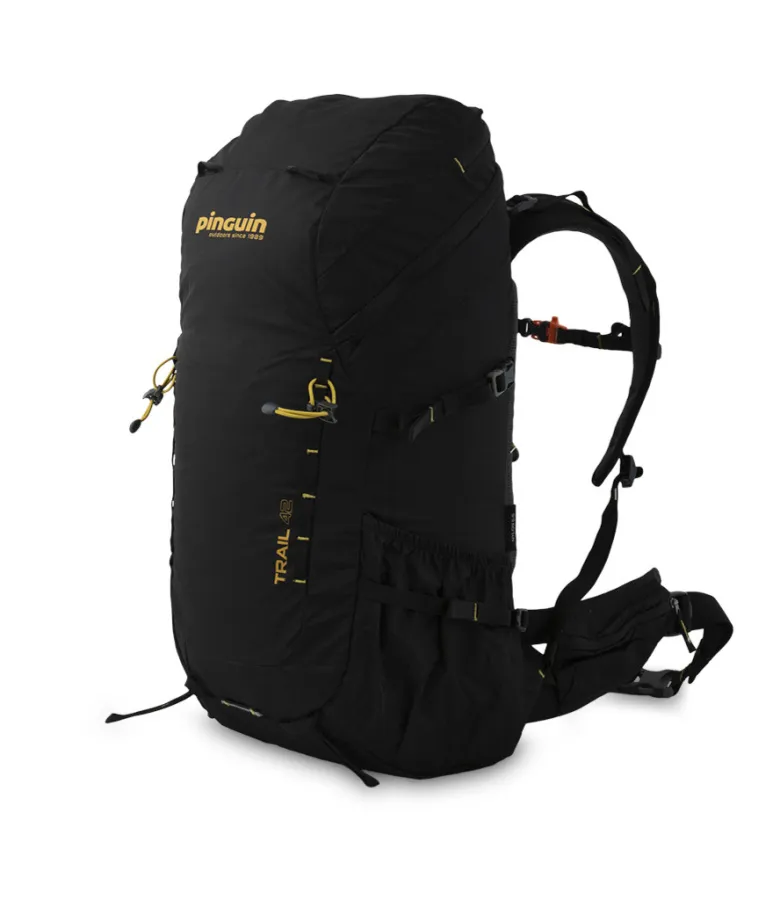 trail_42_black_front_3772_l.jpg